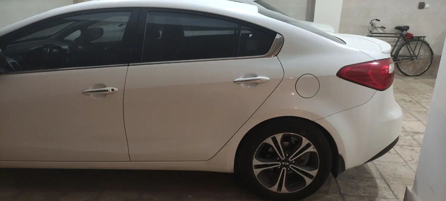 کیا سراتو 2.0 لیتر اتوماتیک GT لاین - 2016
