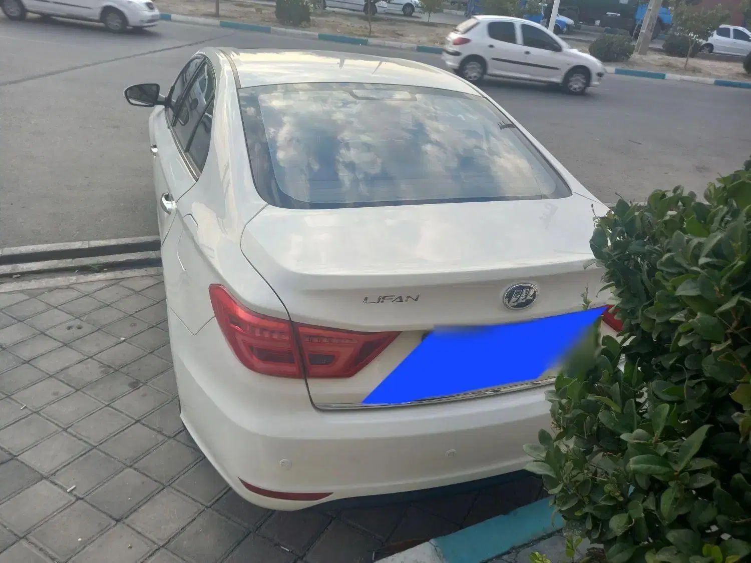 لیفان 820 اتوماتیک - 1395