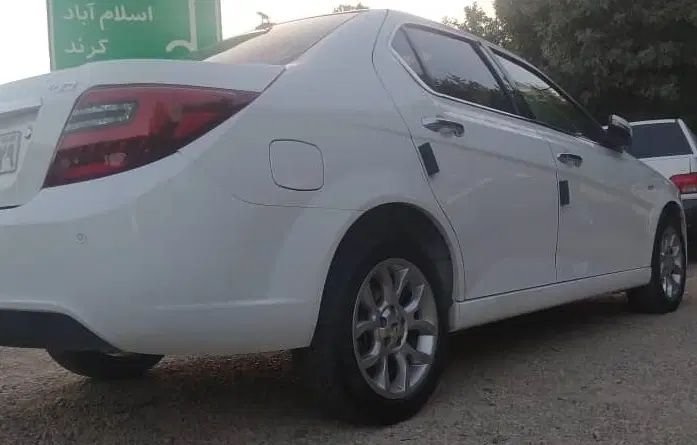دنا پلاس توربو 6 دنده - 1401