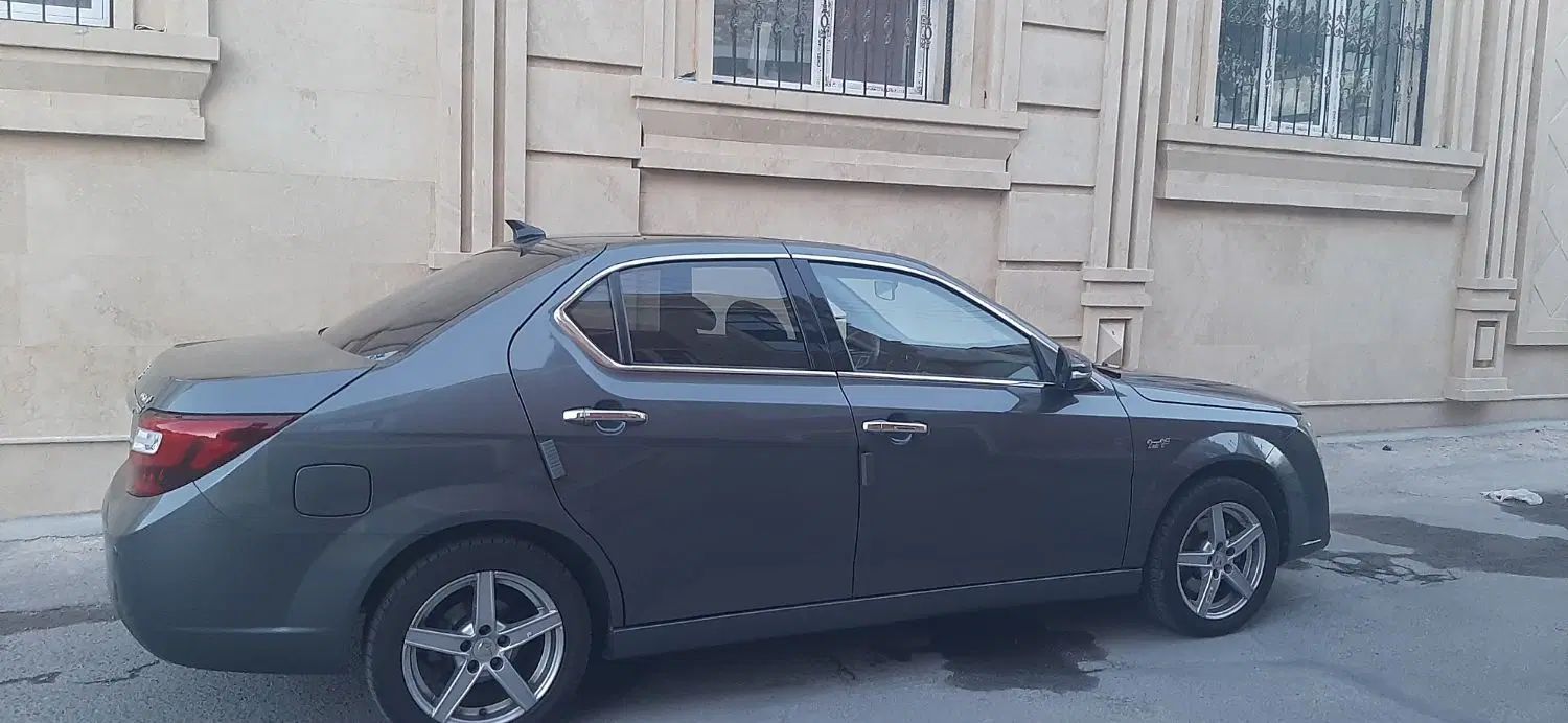 دنا پلاس توربو 6 دنده - 1402