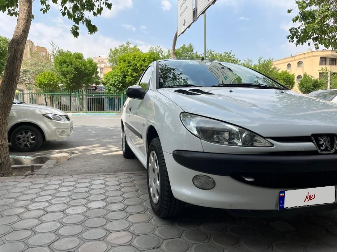 پژو ۲۰۶ صندوق دار v8 - 1399