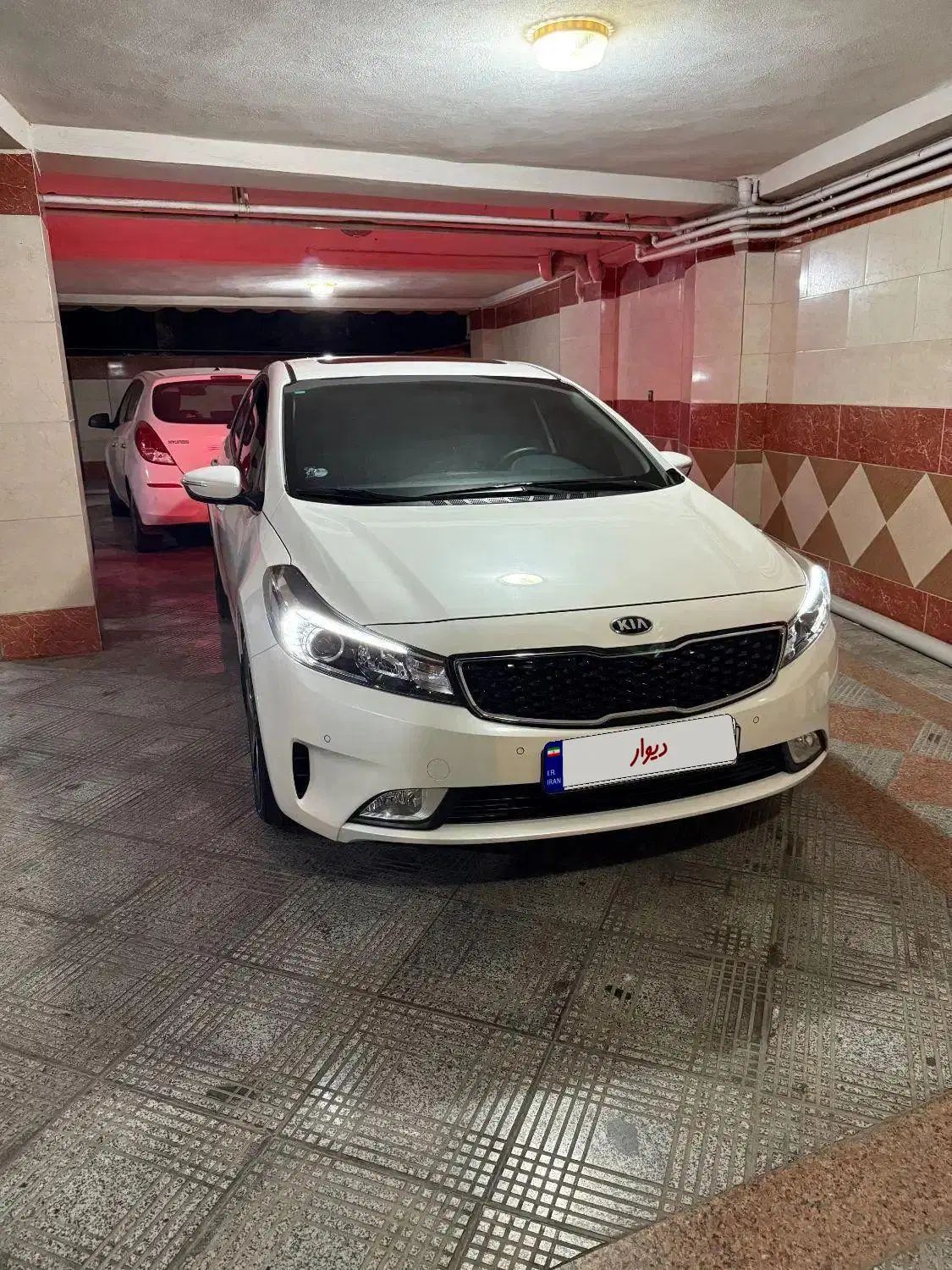 کیا سراتو 2.0 لیتر اتوماتیک GT لاین - 2018