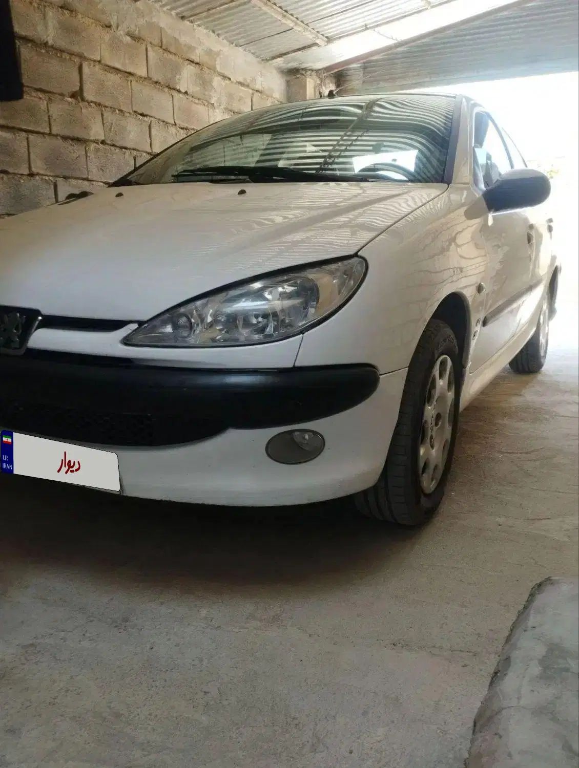 پژو ۲۰۶ صندوق دار v8 - 1396