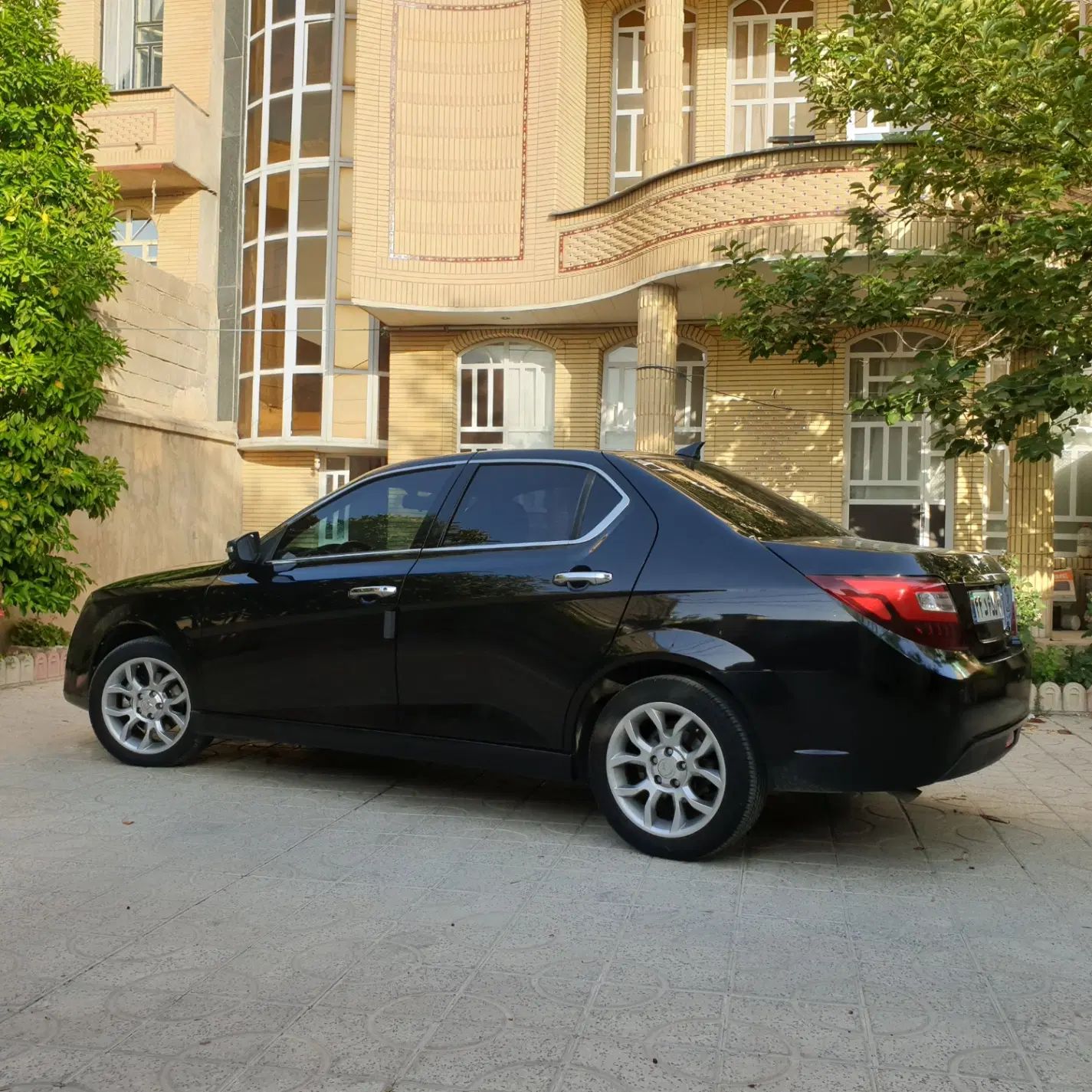 دنا پلاس توربو 6 دنده - 1401