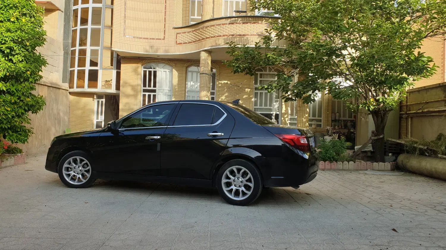 دنا پلاس توربو 6 دنده - 1401