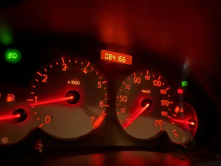 پژو ۲۰۶ صندوق دار v8 - 1393