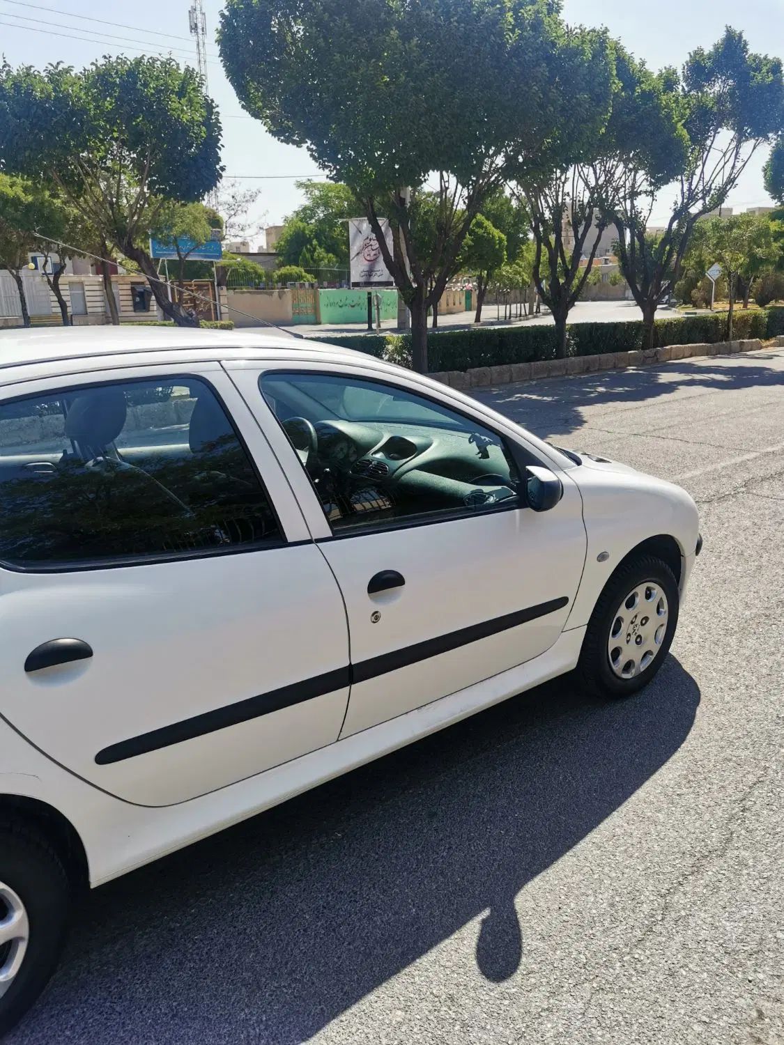 پژو ۲۰۶ صندوق دار v8 - 1398
