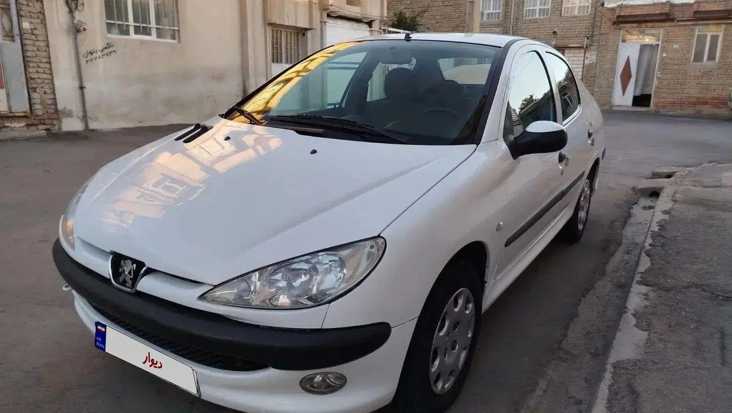 پژو ۲۰۶ صندوق دار v8 - 1395