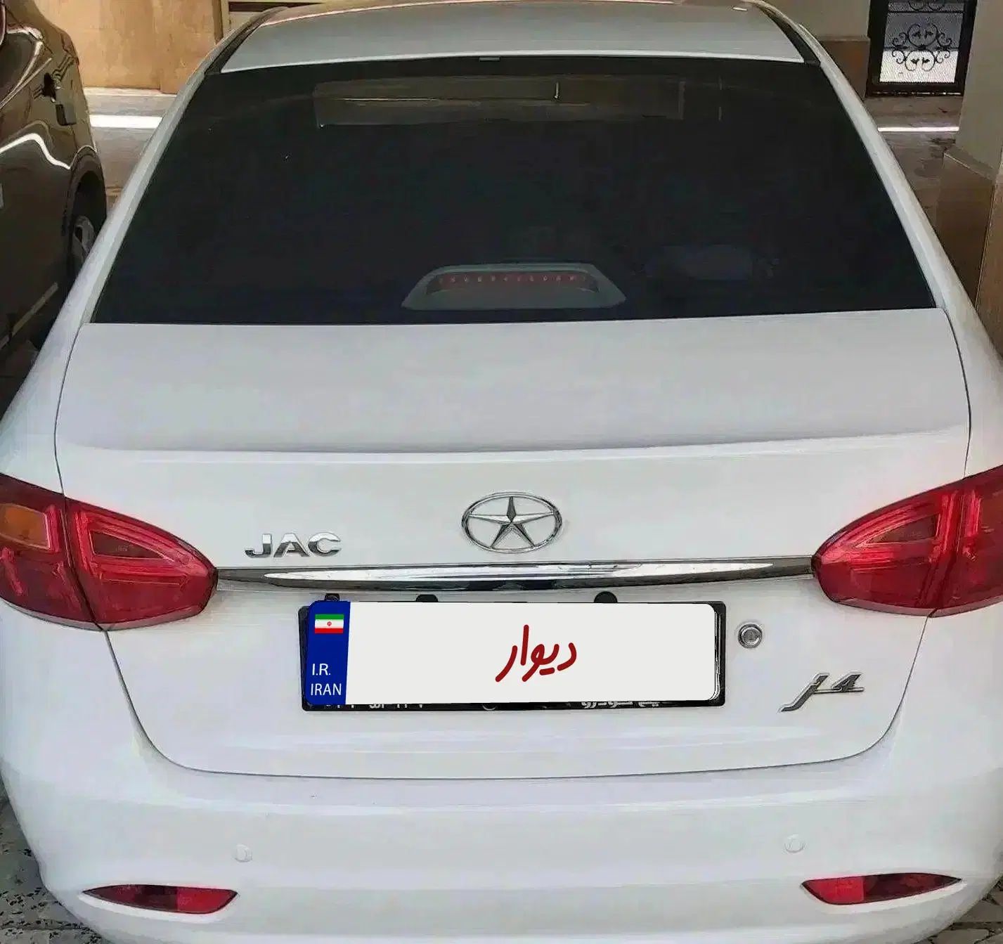 جک J4 اتوماتیک ساده - 1402