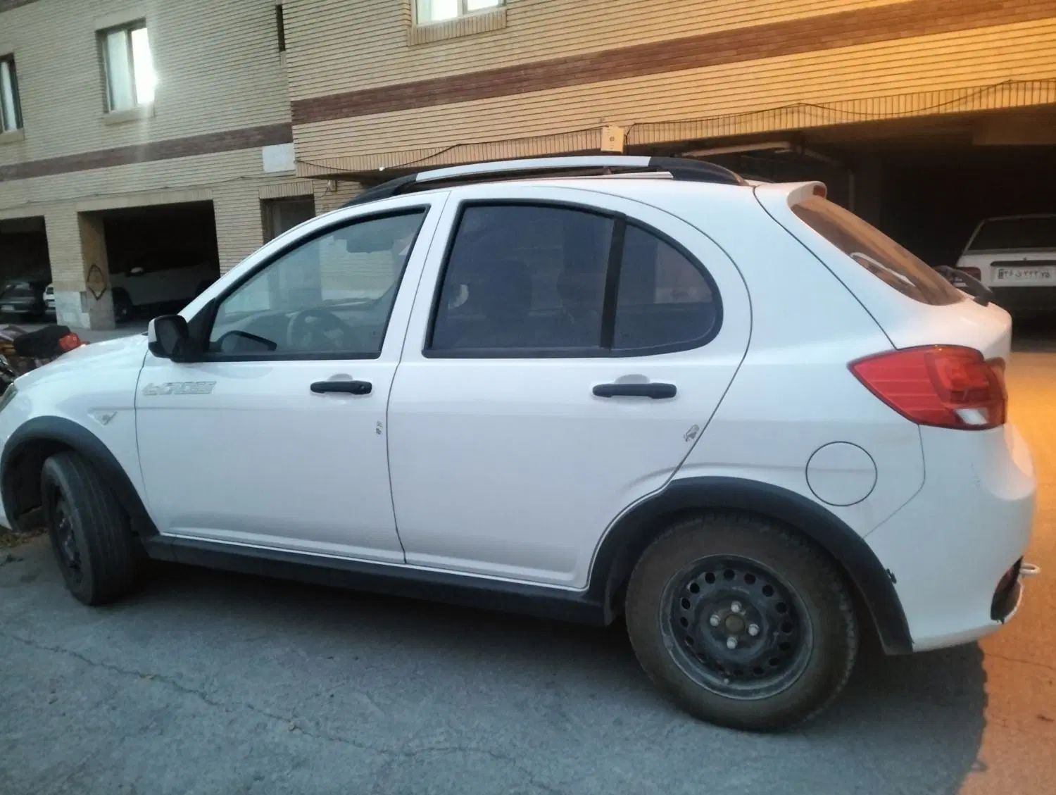 خودرو کوییک، معمولی آگهی ann_19947466