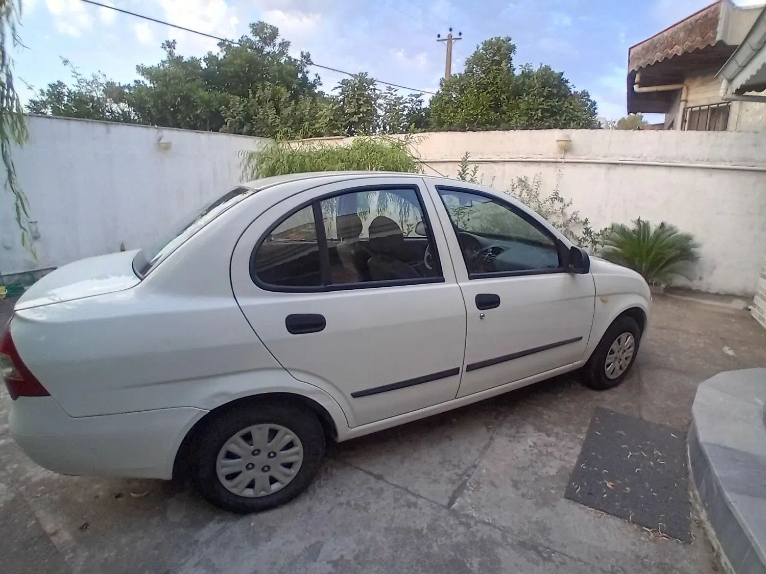 تیبا صندوق دار SX - 1399