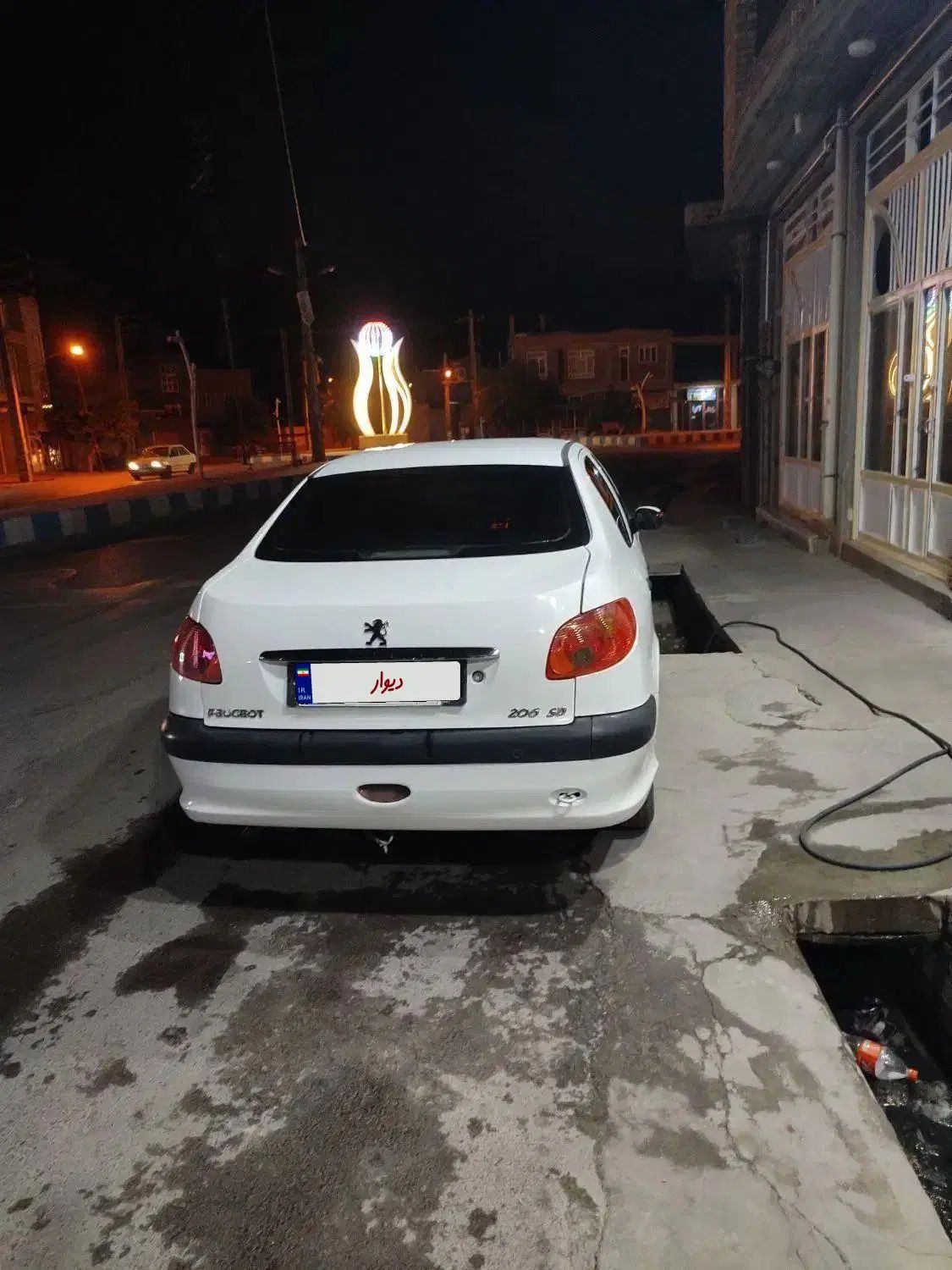 پژو ۲۰۶ صندوق دار v8 - 1393