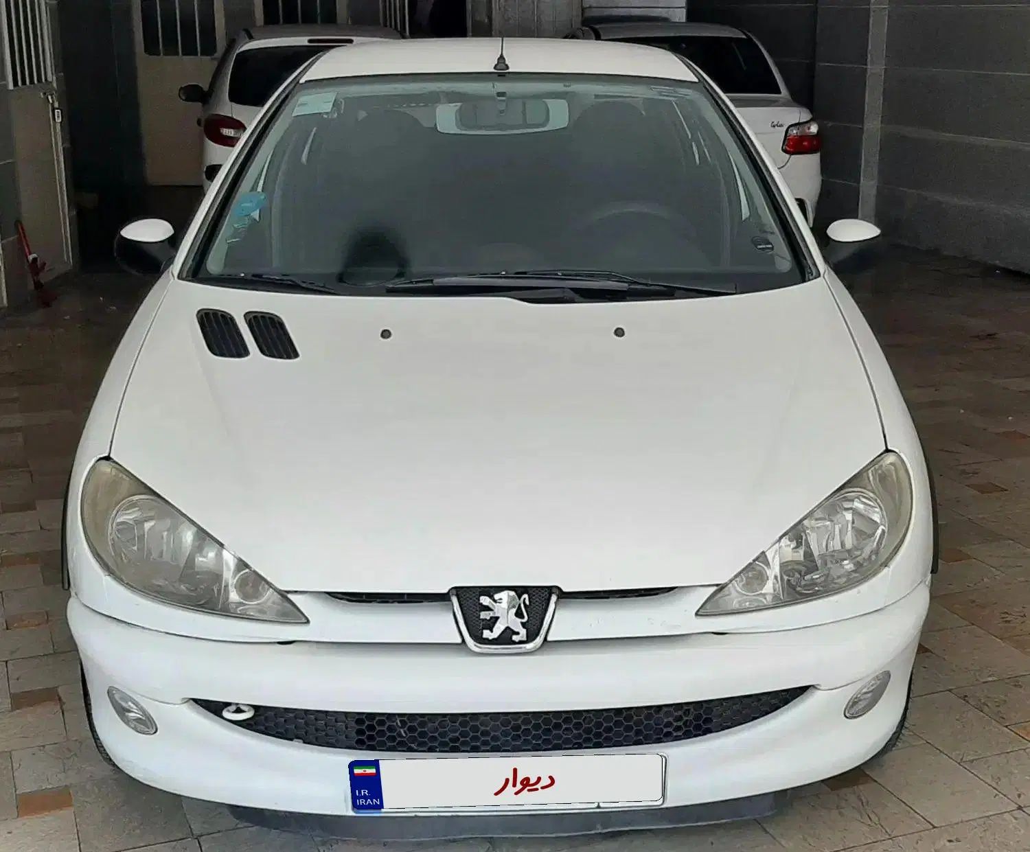پژو ۲۰۶ صندوق دار v8 - 1389