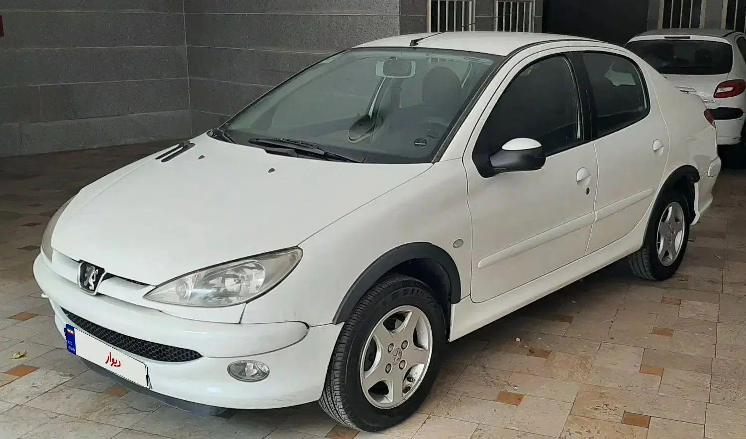 پژو ۲۰۶ صندوق دار v8 - 1389