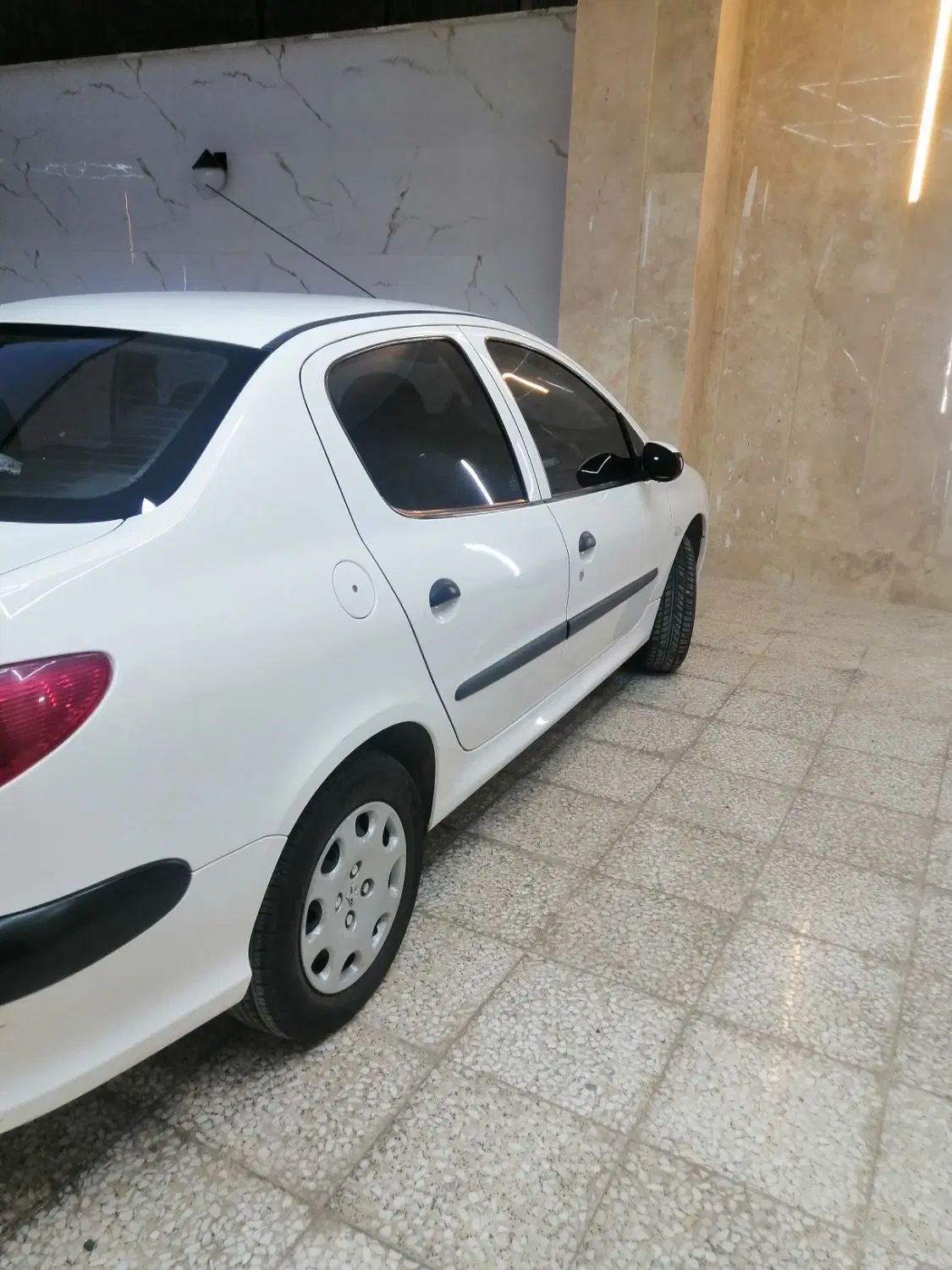 پژو ۲۰۶ صندوق دار v8 - 1399