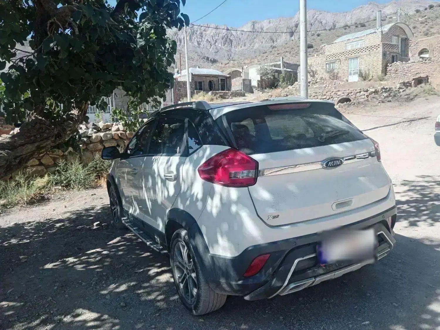 خودرو ام وی ام، X22 آگهی ann_19947756