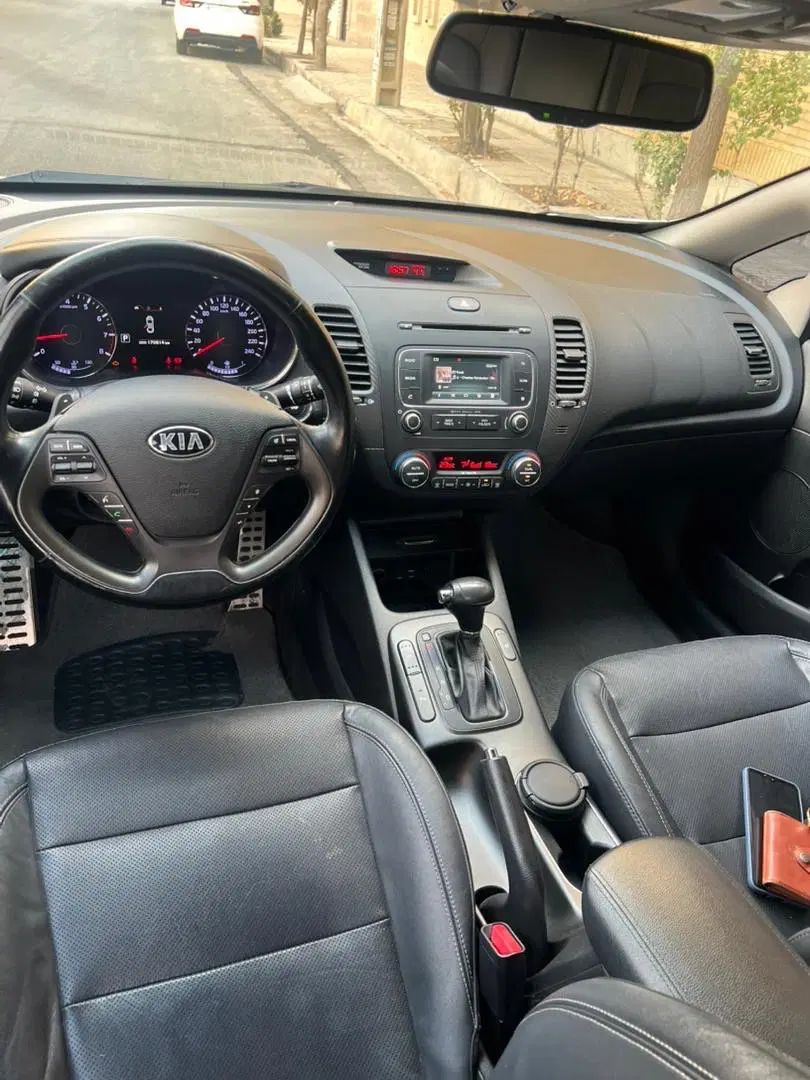 کیا سراتو 2.0 لیتر اتوماتیک GT لاین - 2016