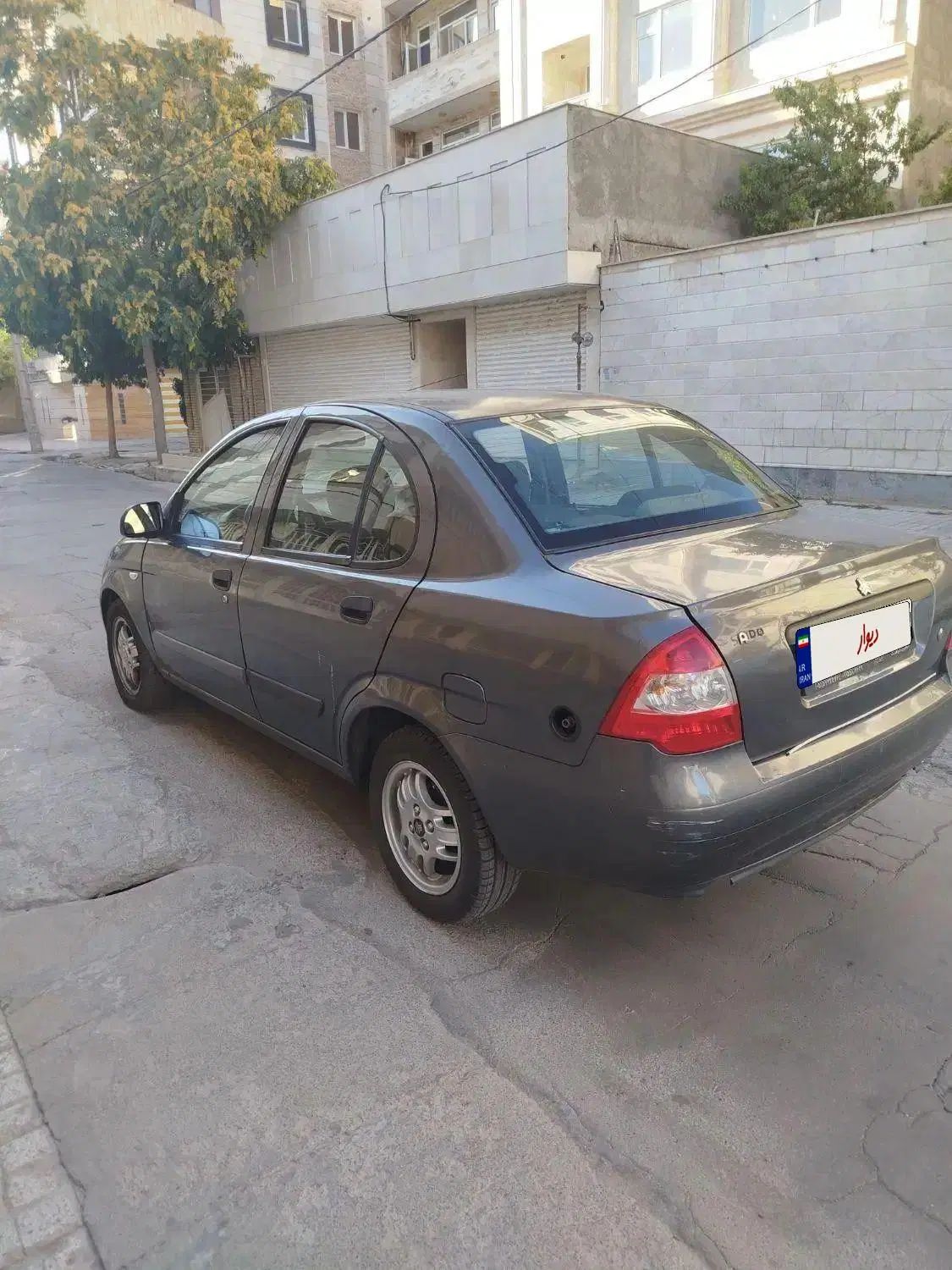 تیبا صندوق دار EX - 1394