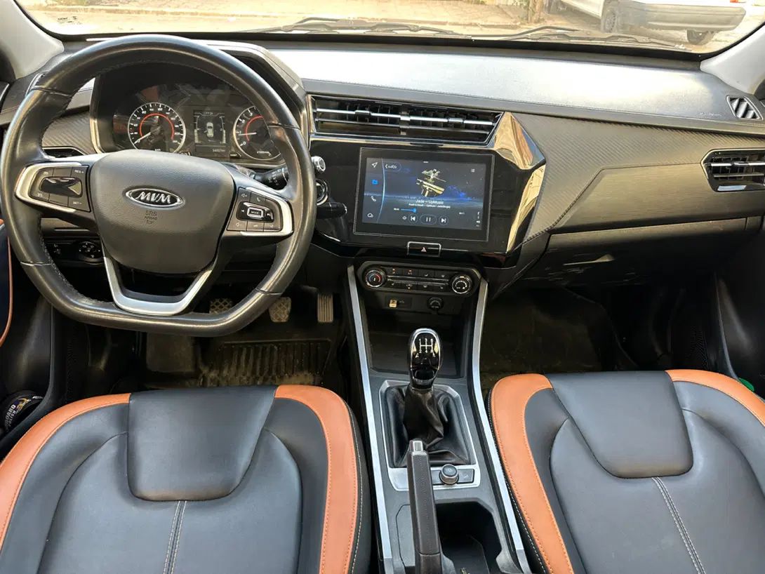 ام وی ام X22 پرو اتوماتیک اکسلنت - 1402