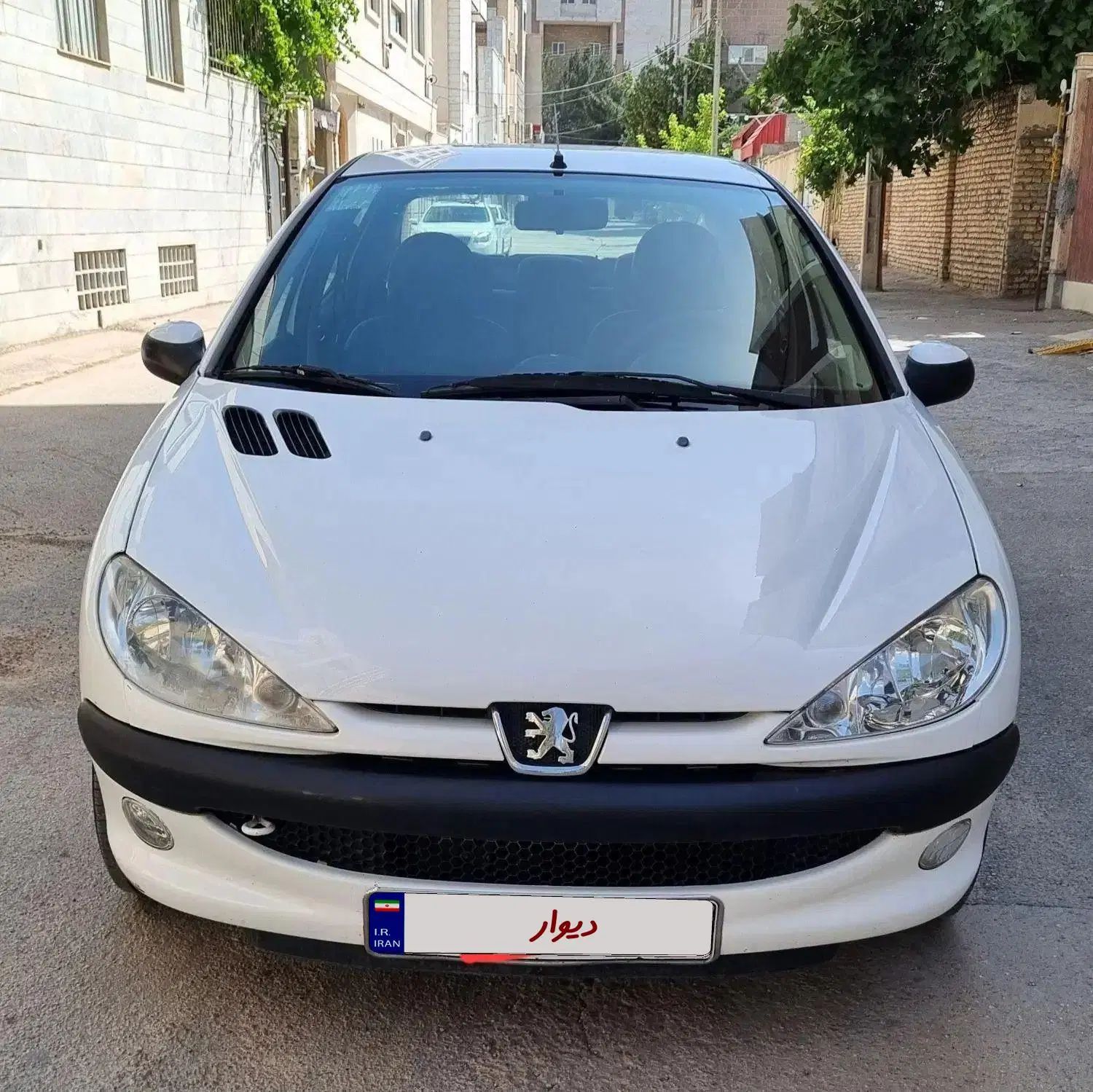 پژو ۲۰۶ صندوق دار v8 - 1398