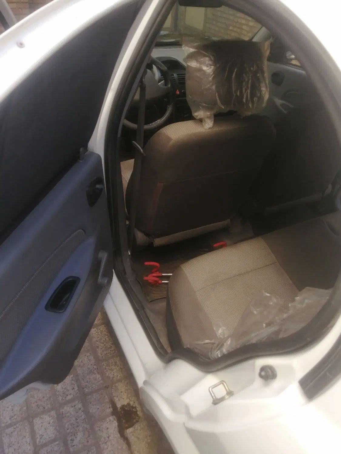 تیبا صندوق دار SX - 1400