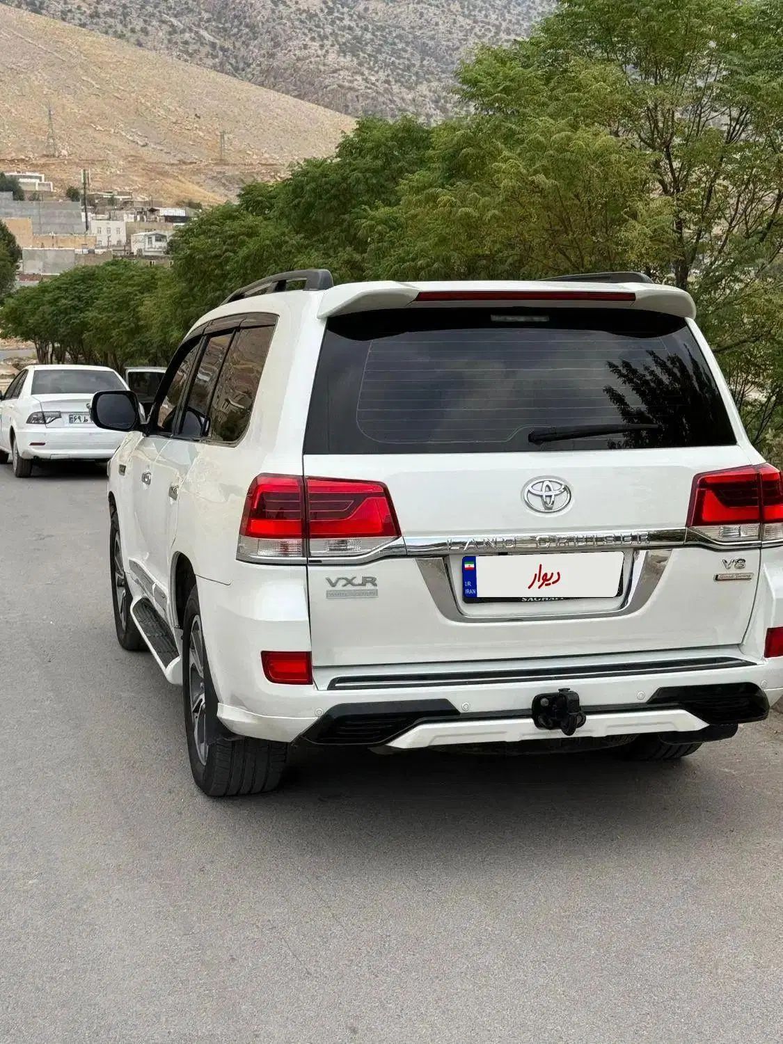 تویوتا لندکروز VXR نسل ۵ - 2013