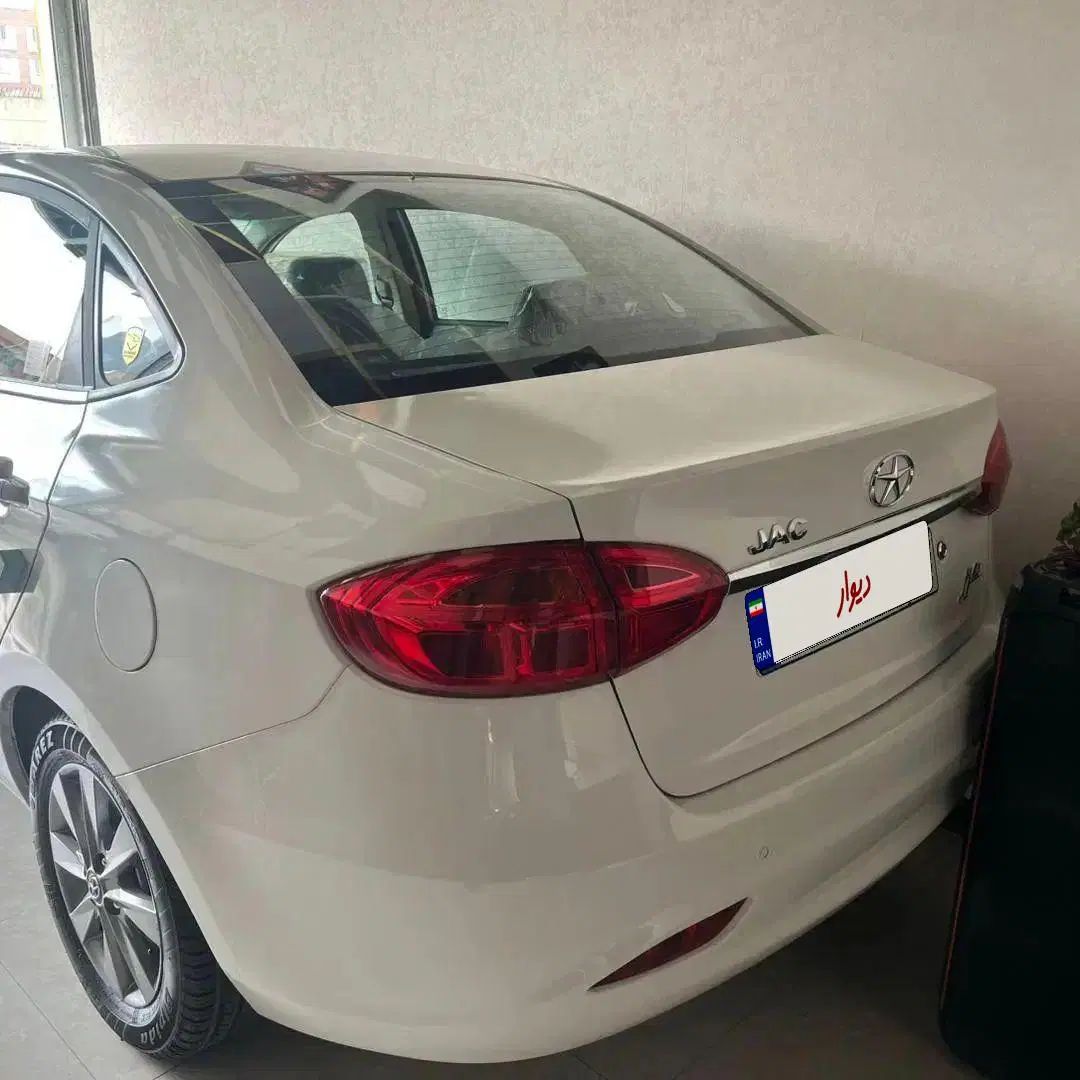 جک J4 اتوماتیک ساده - 1403