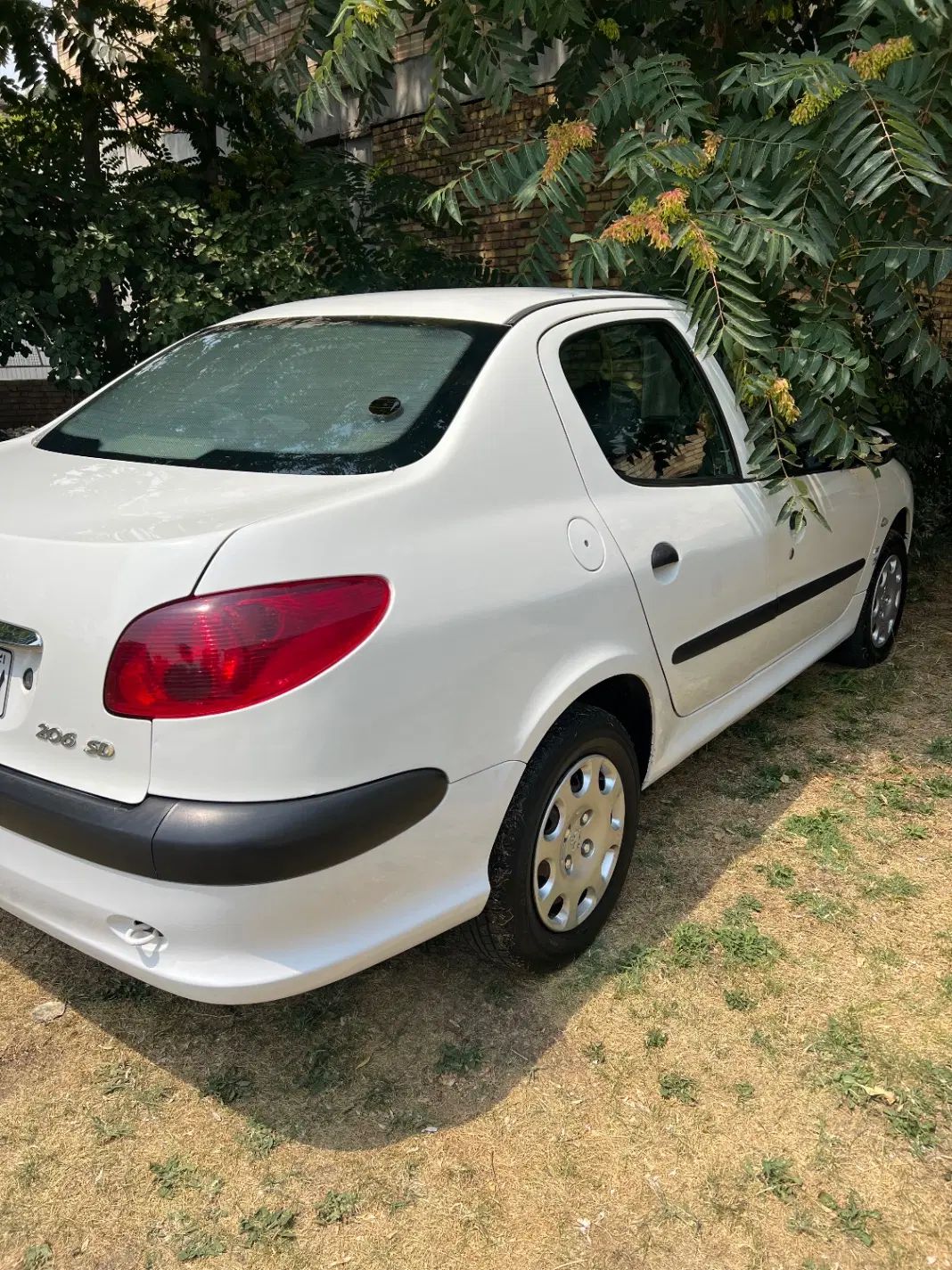 پژو ۲۰۶ صندوق دار v8 - 1389