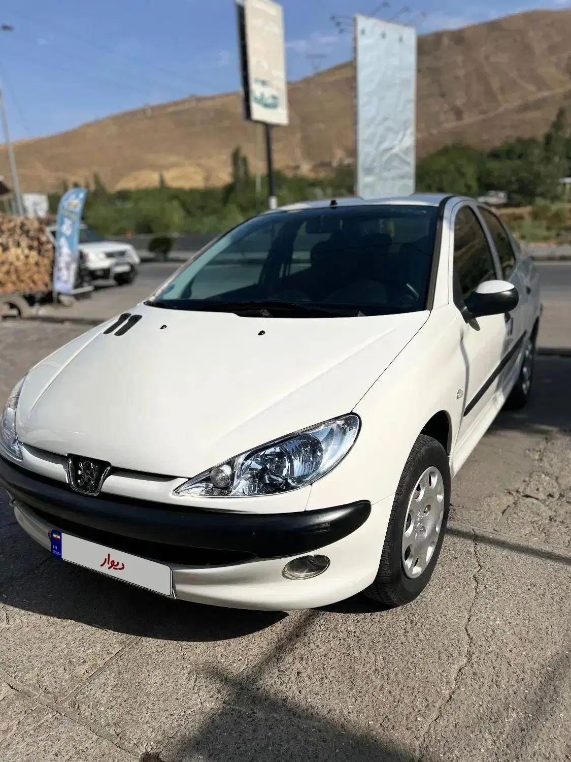 پژو ۲۰۶ صندوق دار v8 - 1389