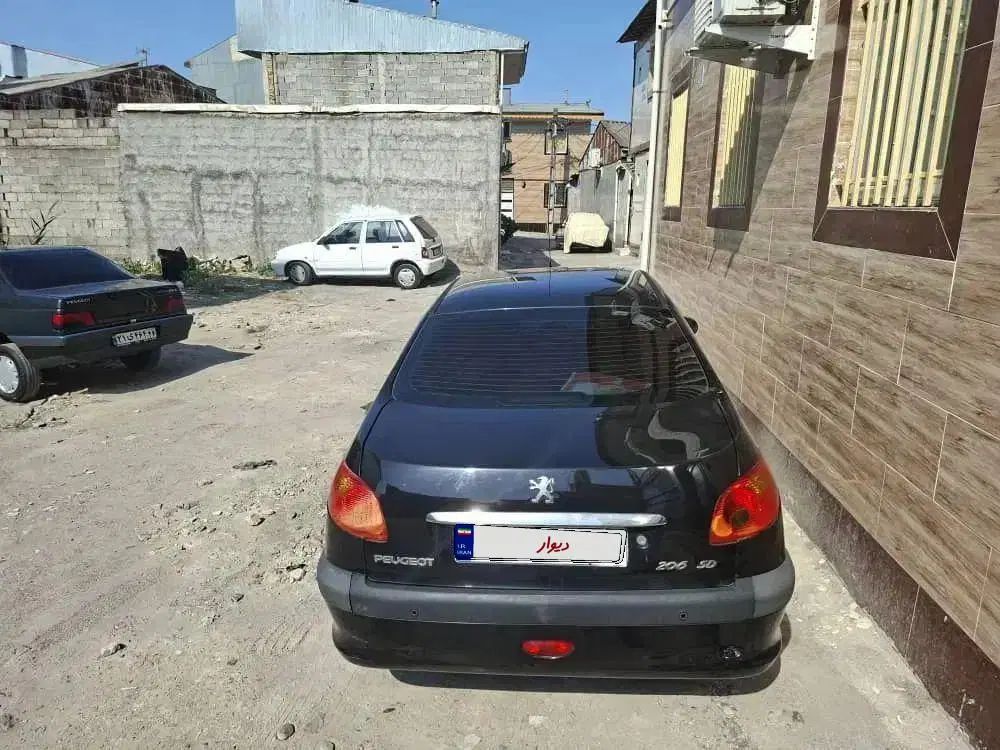 پژو ۲۰۶ صندوق دار v8 - 1393