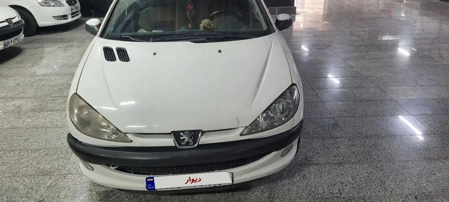 پژو ۲۰۶ صندوق دار v8 - 1396