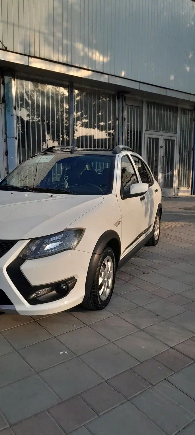 خودرو کوییک، R آگهی ann_19949500