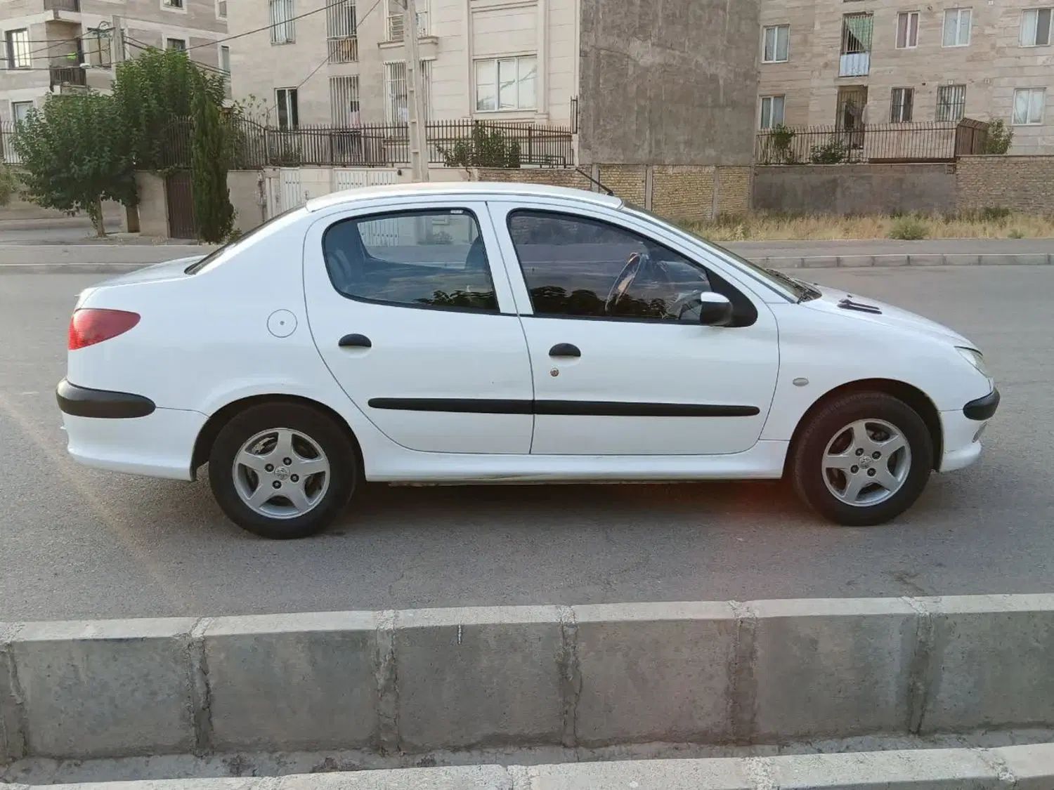 پژو 206 تیپ 5 - 1398