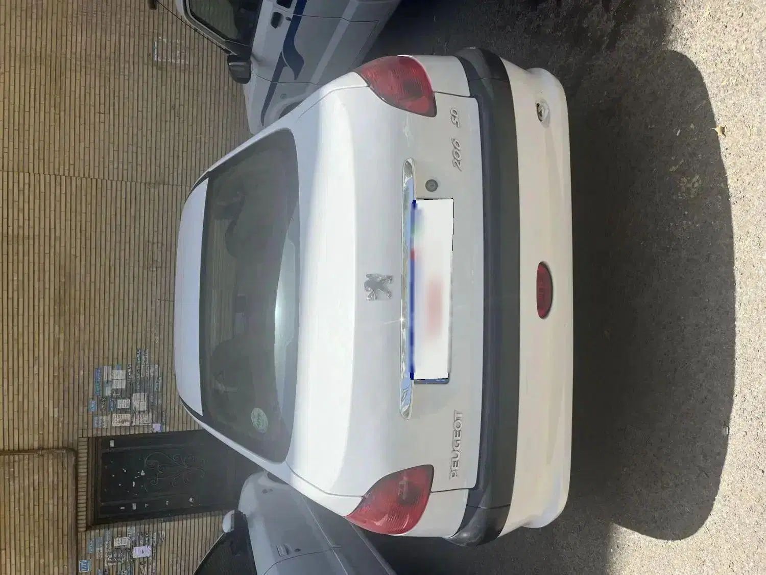 پژو ۲۰۶ صندوق دار v8 - 1399