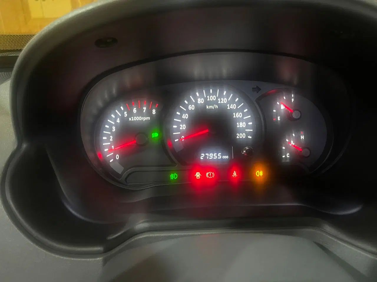 تیبا صندوق دار SX - 1401