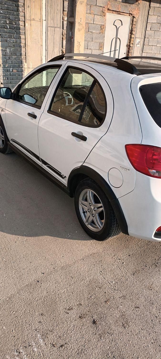 خودرو کوییک، R آگهی ann_19949871