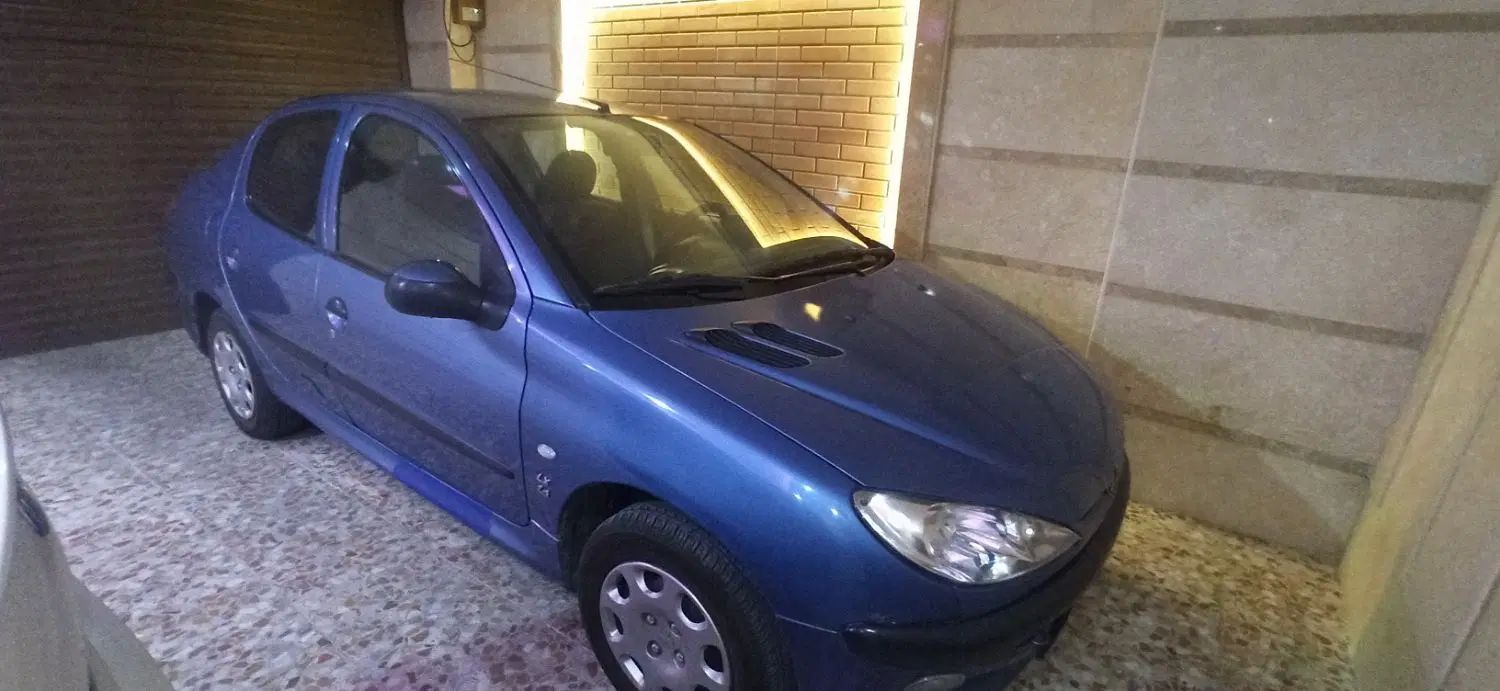 پژو ۲۰۶ صندوق دار v8 - 1390