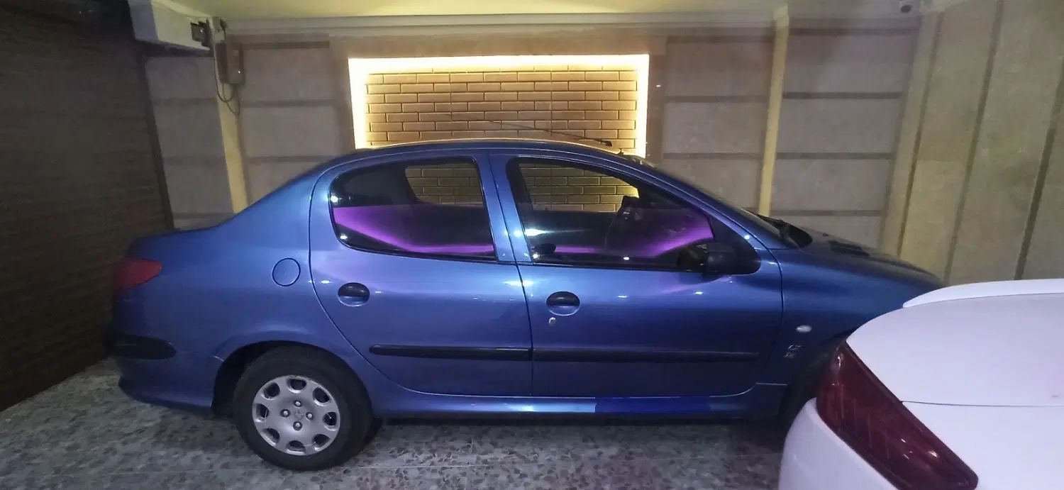 پژو ۲۰۶ صندوق دار v8 - 1390