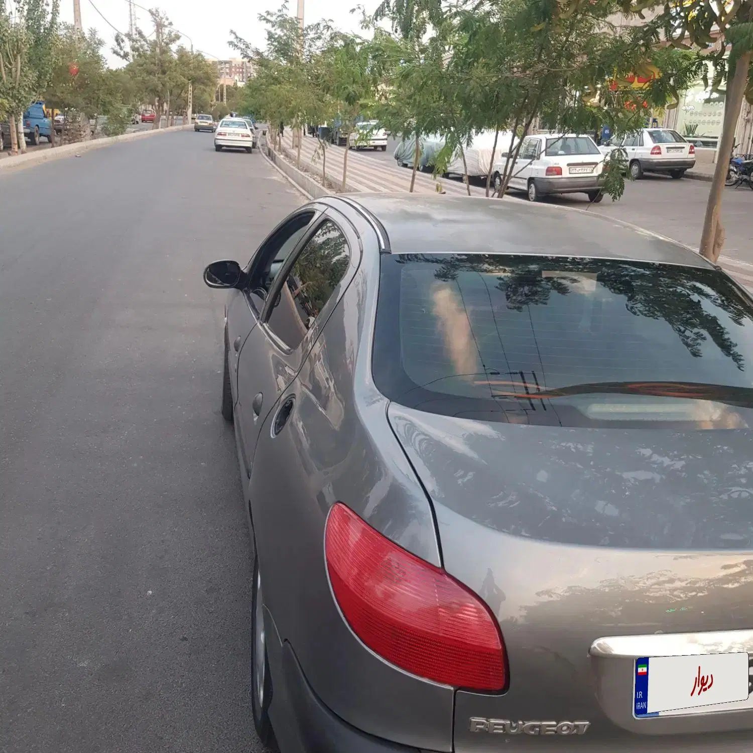 پژو ۲۰۶ صندوق دار v2 - 1388