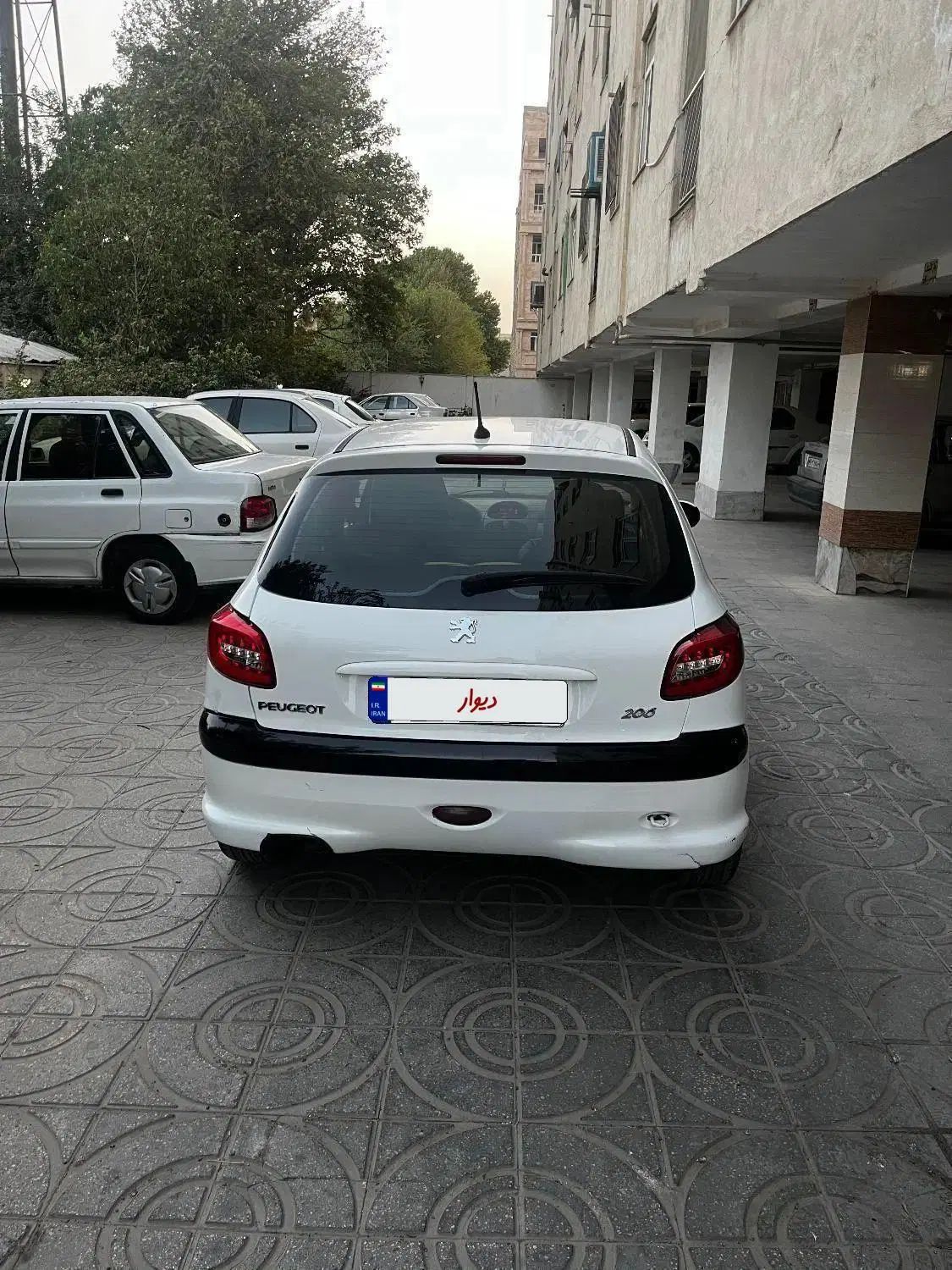 پژو 206 تیپ 5 - 1392