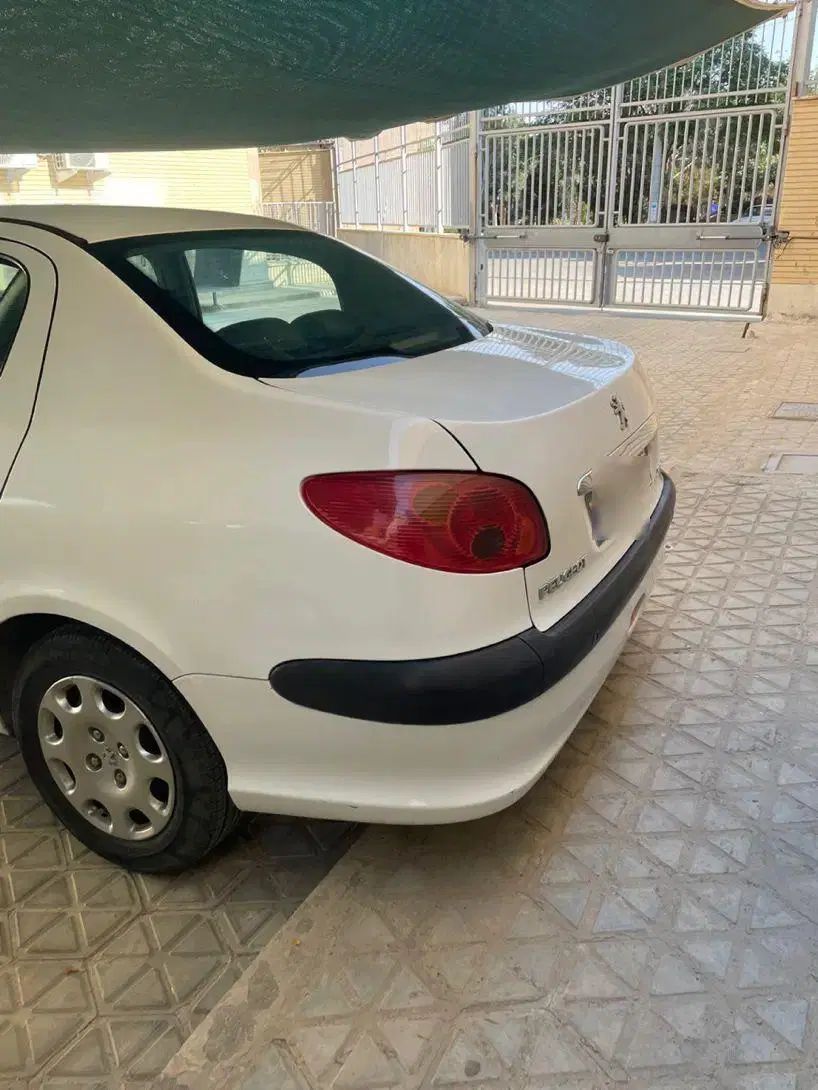 پژو ۲۰۶ صندوق دار v8 - 1395