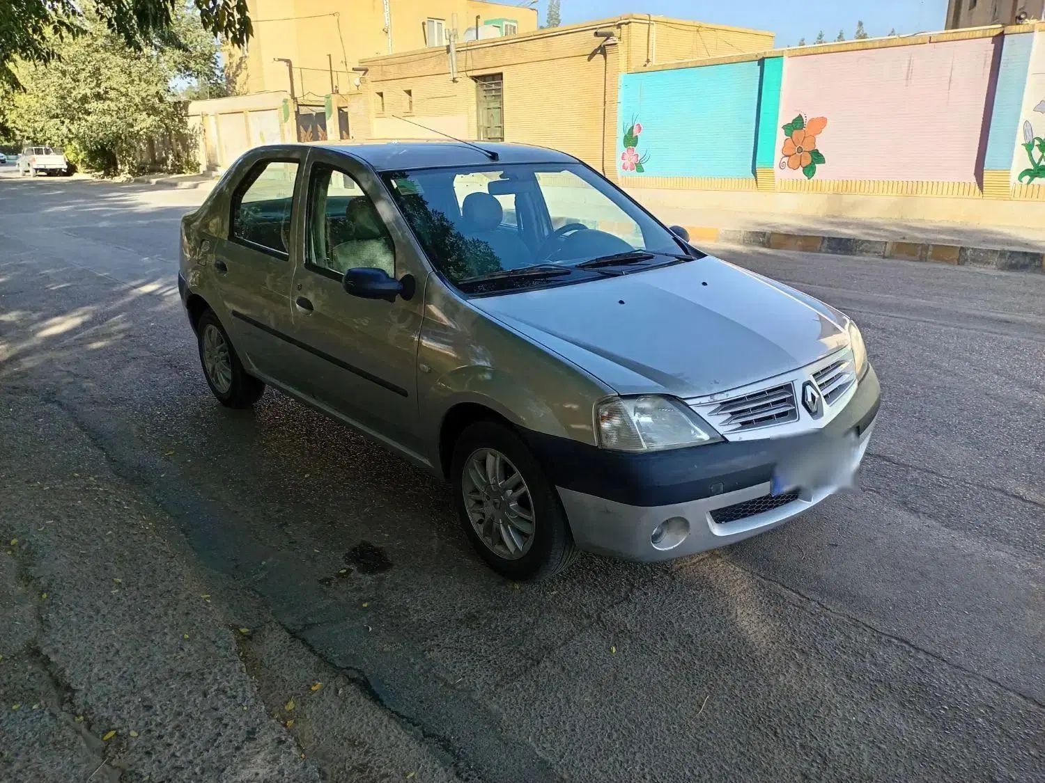 خودرو رنو، تندر 90 آگهی ann_19951211