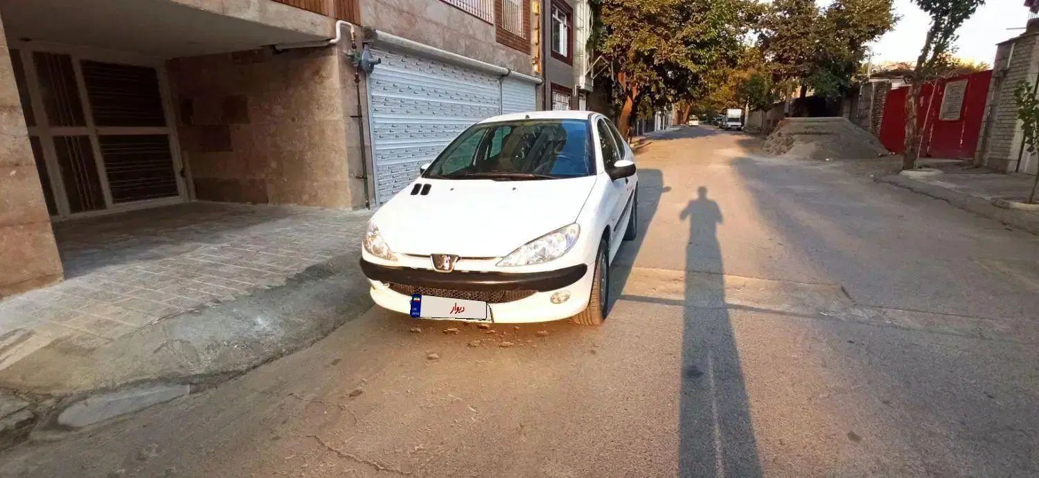 پژو ۲۰۶ صندوق دار v8 - 1396