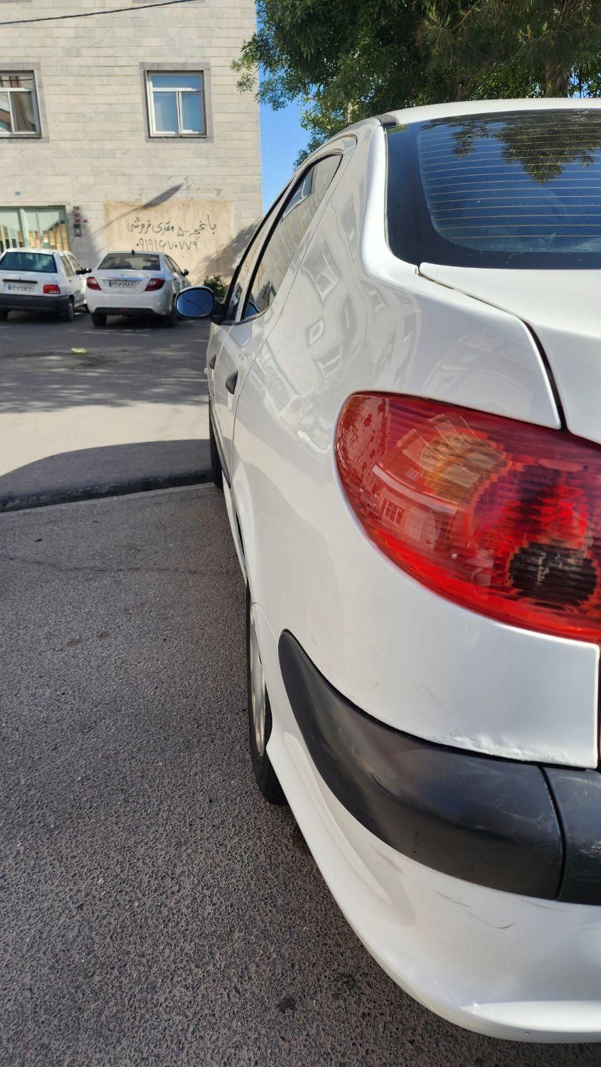پژو ۲۰۶ صندوق دار v8 - 1394