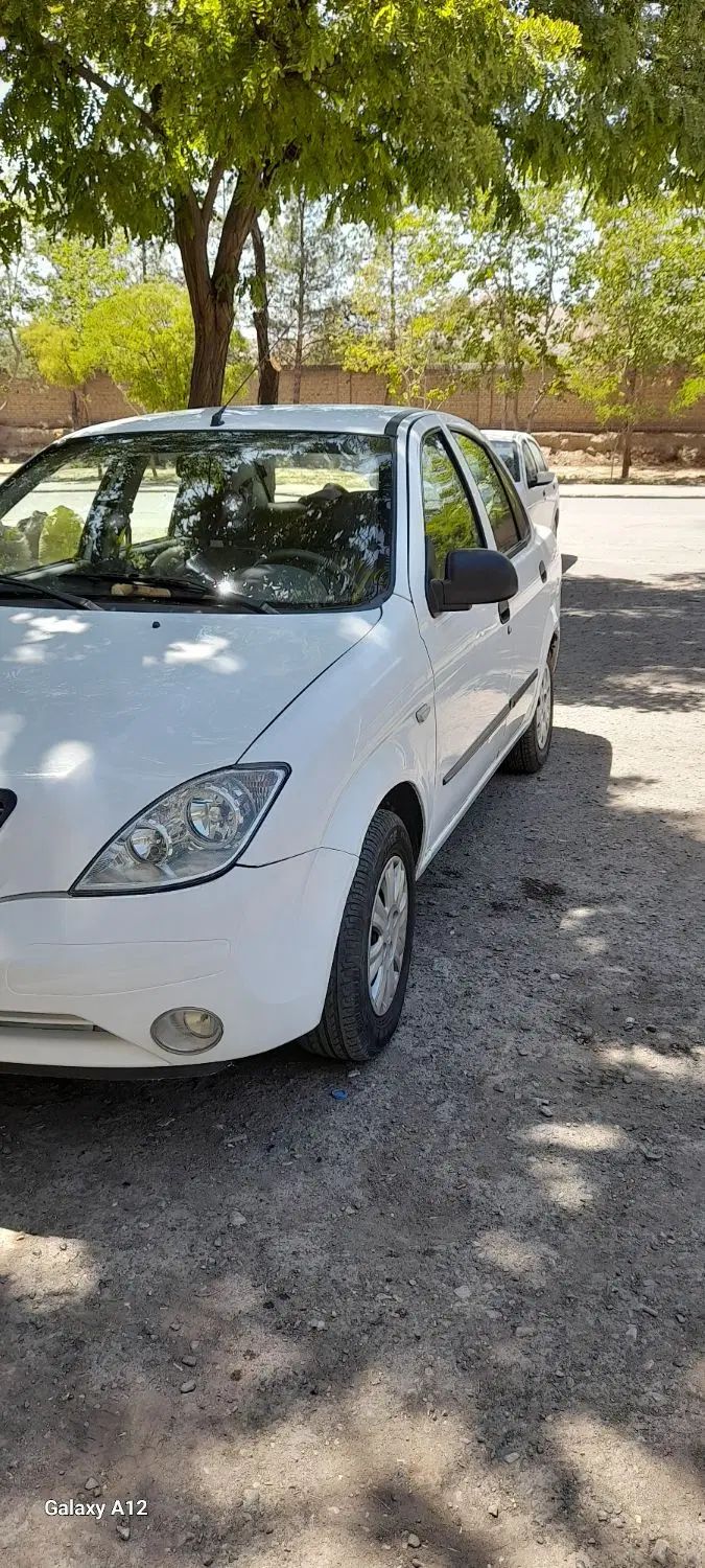 تیبا صندوق دار SX - 1396