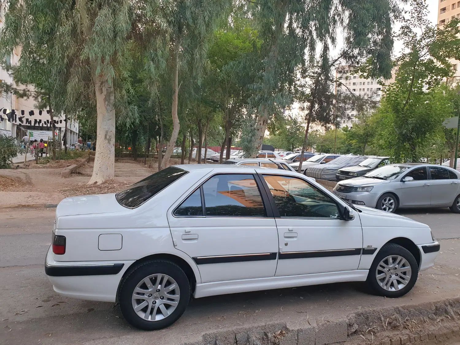 پژو پارس ELX-XU7P سفارشی - 1402