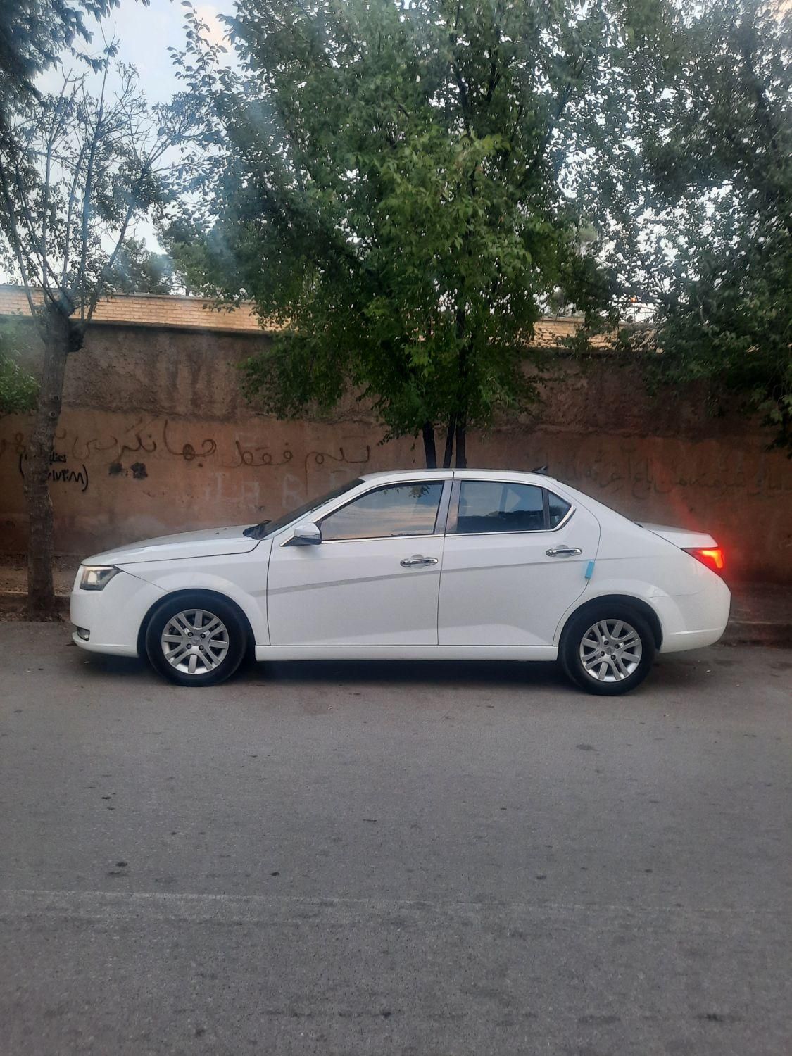 دنا پلاس تیپ ۲ سانروف ۴ ایربگ - 1399