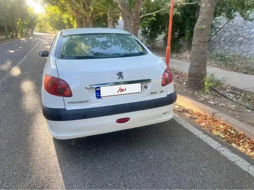 پژو ۲۰۶ صندوق دار v8 - 1393