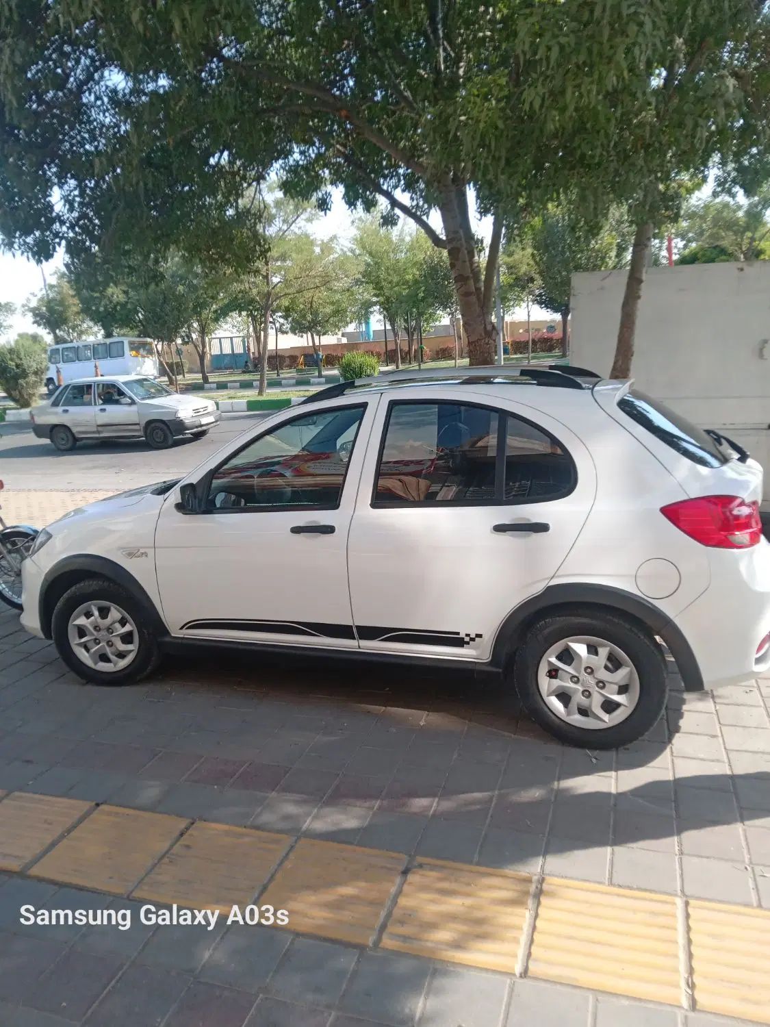 خودرو کوییک، R آگهی ann_19951732