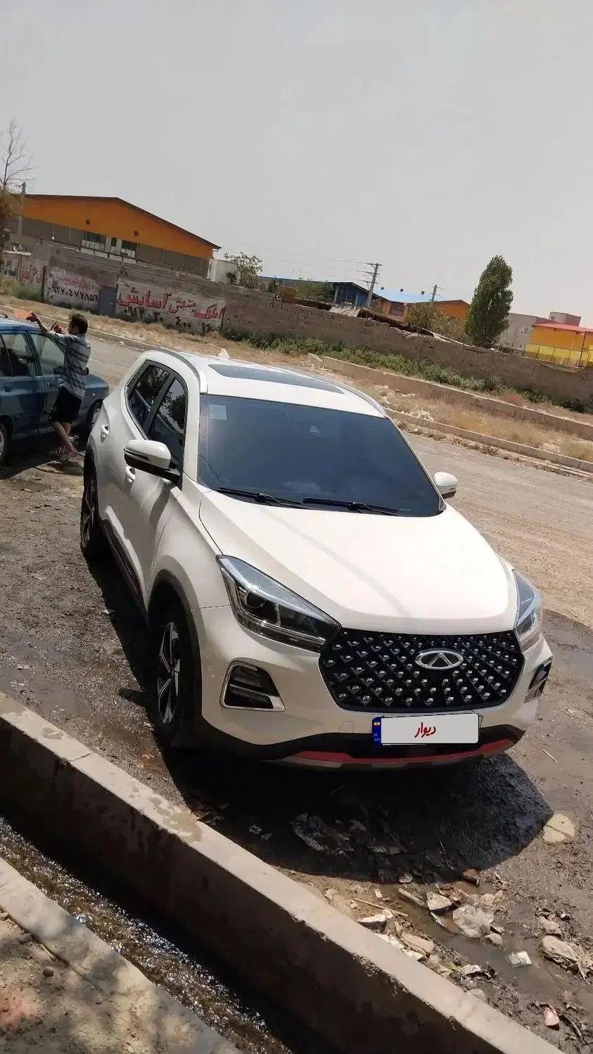 ام وی ام X55 پرو اکسلنت - 1402